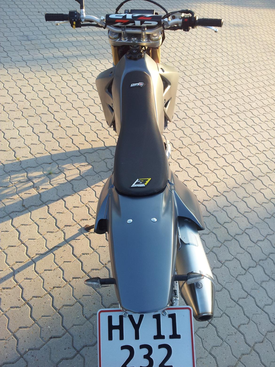 Suzuki Dr-z 400 SM billede 7