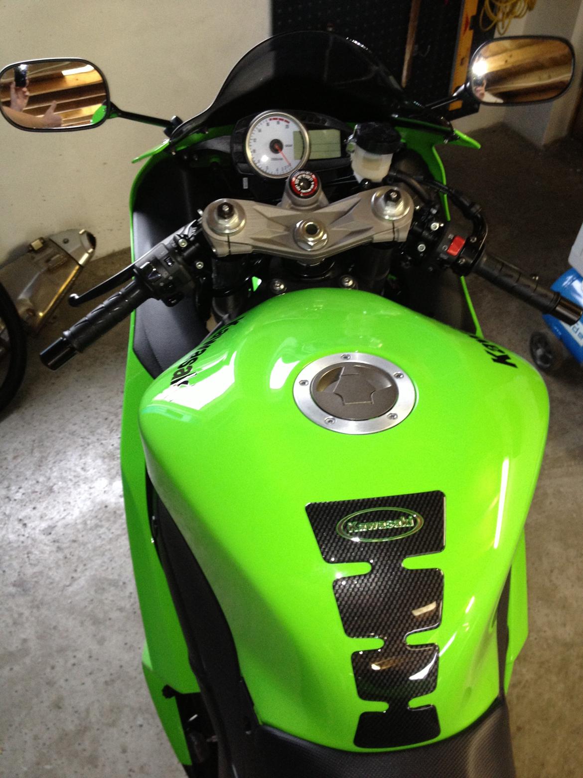Kawasaki ZX6R billede 7