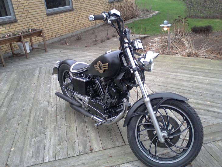 Yamaha xv 750 billede 1