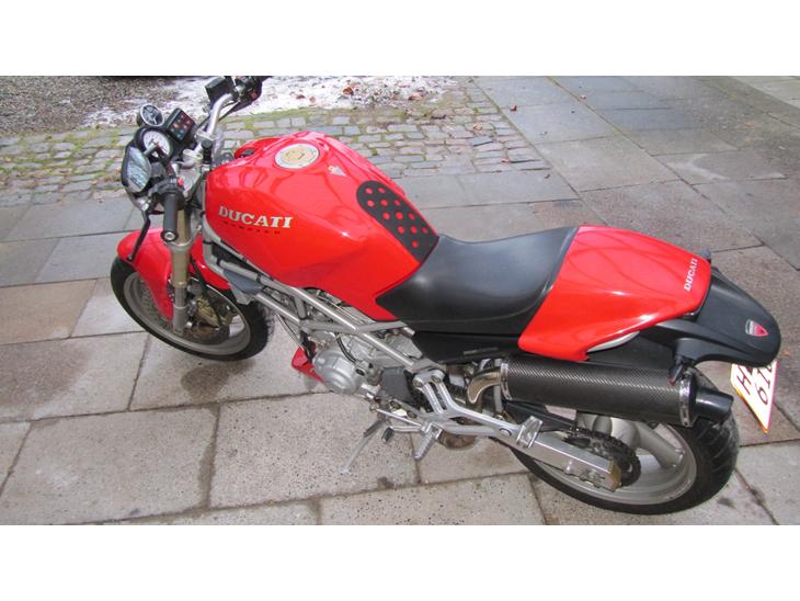 {{currentPhoto.altText}} billede {{currentPhoto.number}}