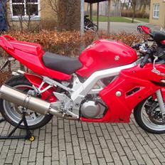 Suzuki sv1000s