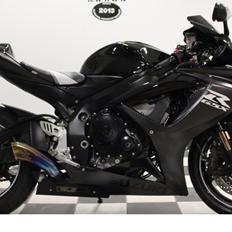 Suzuki GSXR750 K7