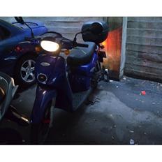 Aprilia Scarabeo 100cc 2-t *Solgt*