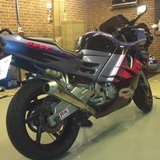 Honda cbr 600 f2