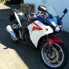 Honda cbr 250 ra