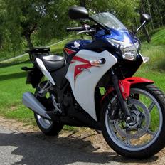 Honda cbr 250 ra