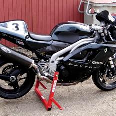Triumph Daytona 955i CE