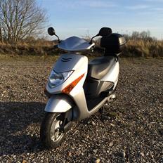Honda SCV 100 Lead