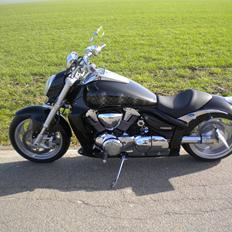 Suzuki M1800R2 SOLGT