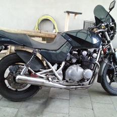 Suzuki gs 650 g katana