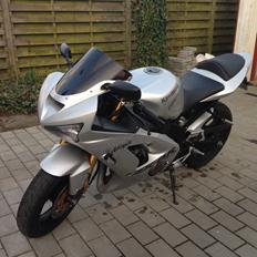 Kawasaki zx6r 636