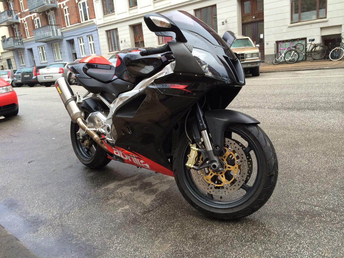 Aprilia Rsv 1000 R billede 5