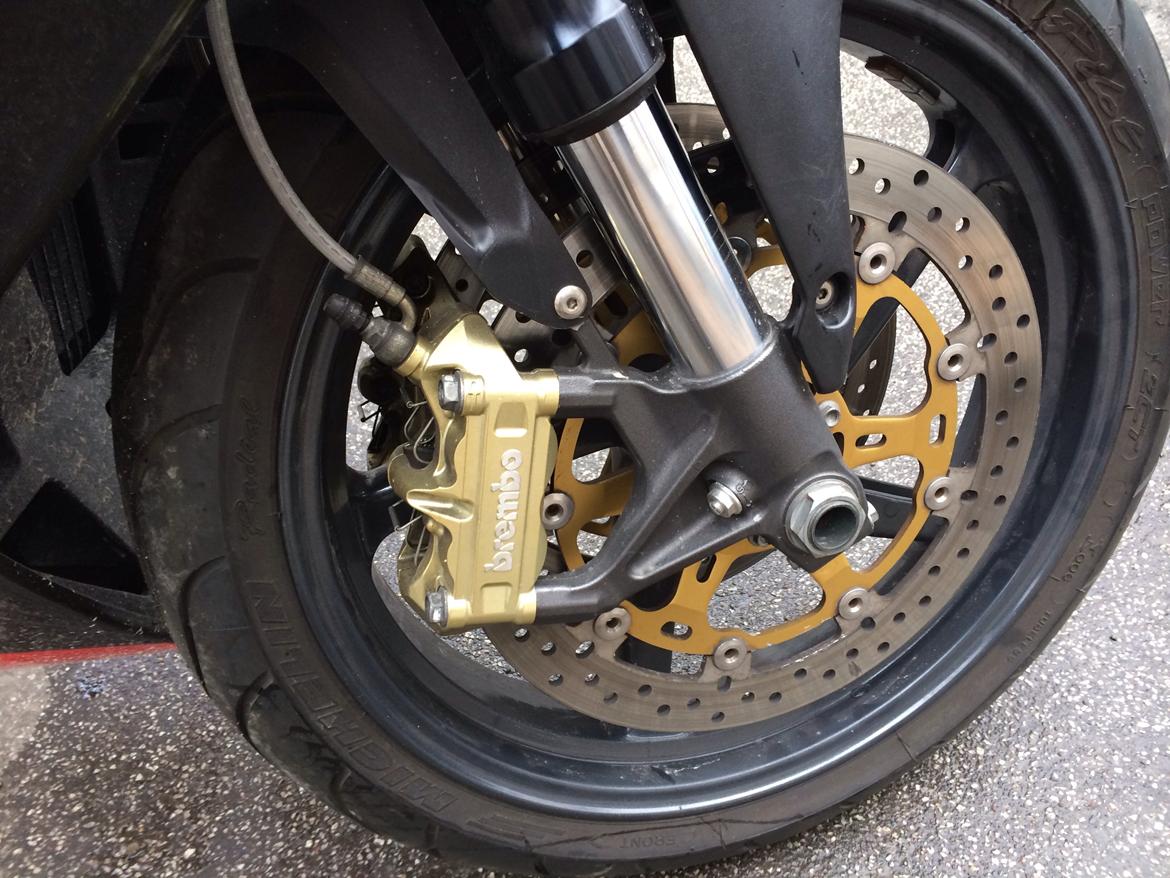 Aprilia Rsv 1000 R billede 12