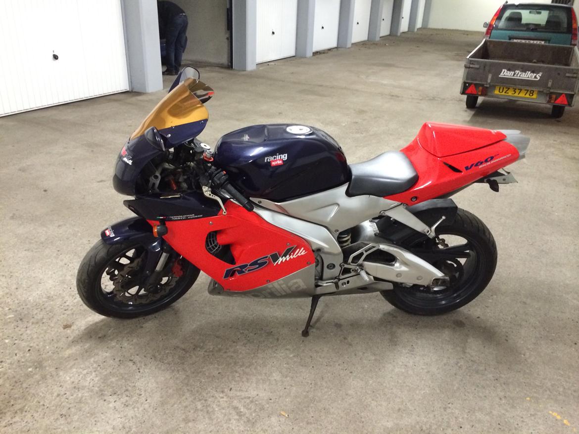 Aprilia RSV 1000 Mille billede 5