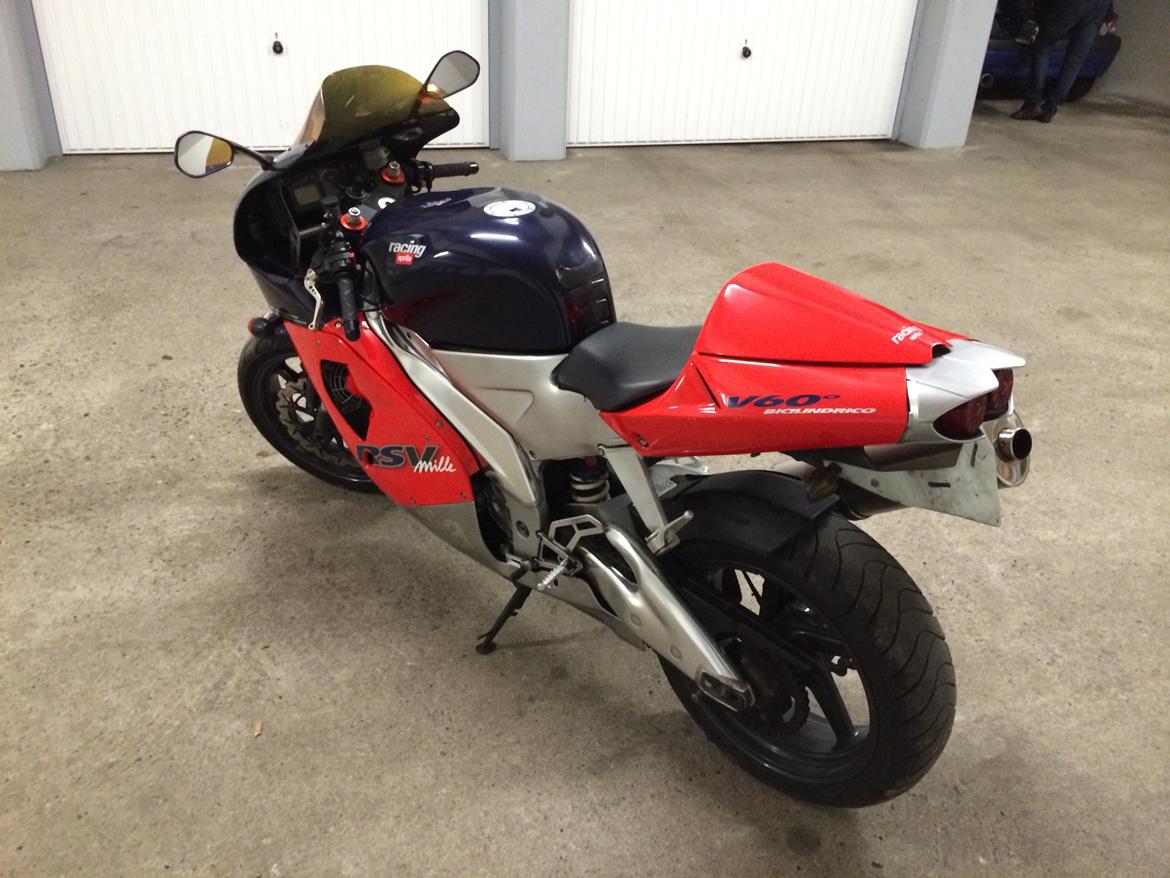 Aprilia RSV 1000 Mille billede 6