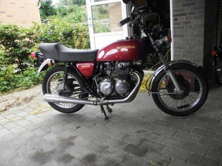 Honda CB 400 billede 1