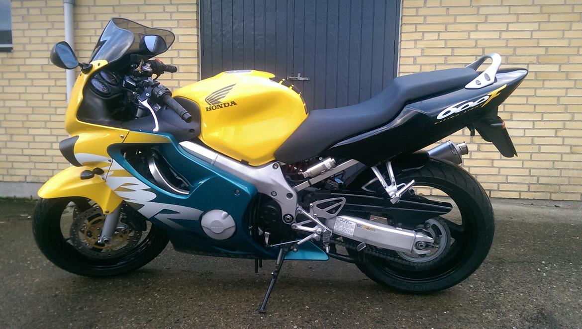 Honda CBR 600 F4 billede 9