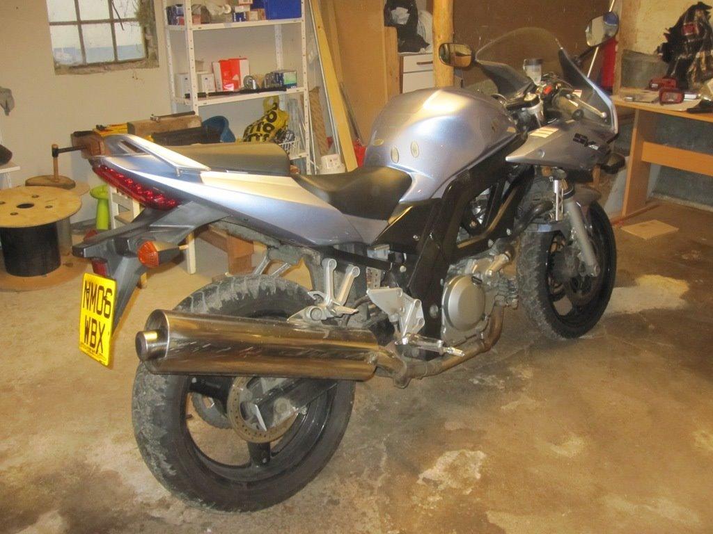 Suzuki SV 650 S K6 - Trillet inden for, klar til at blive kigget nærmere på. billede 14