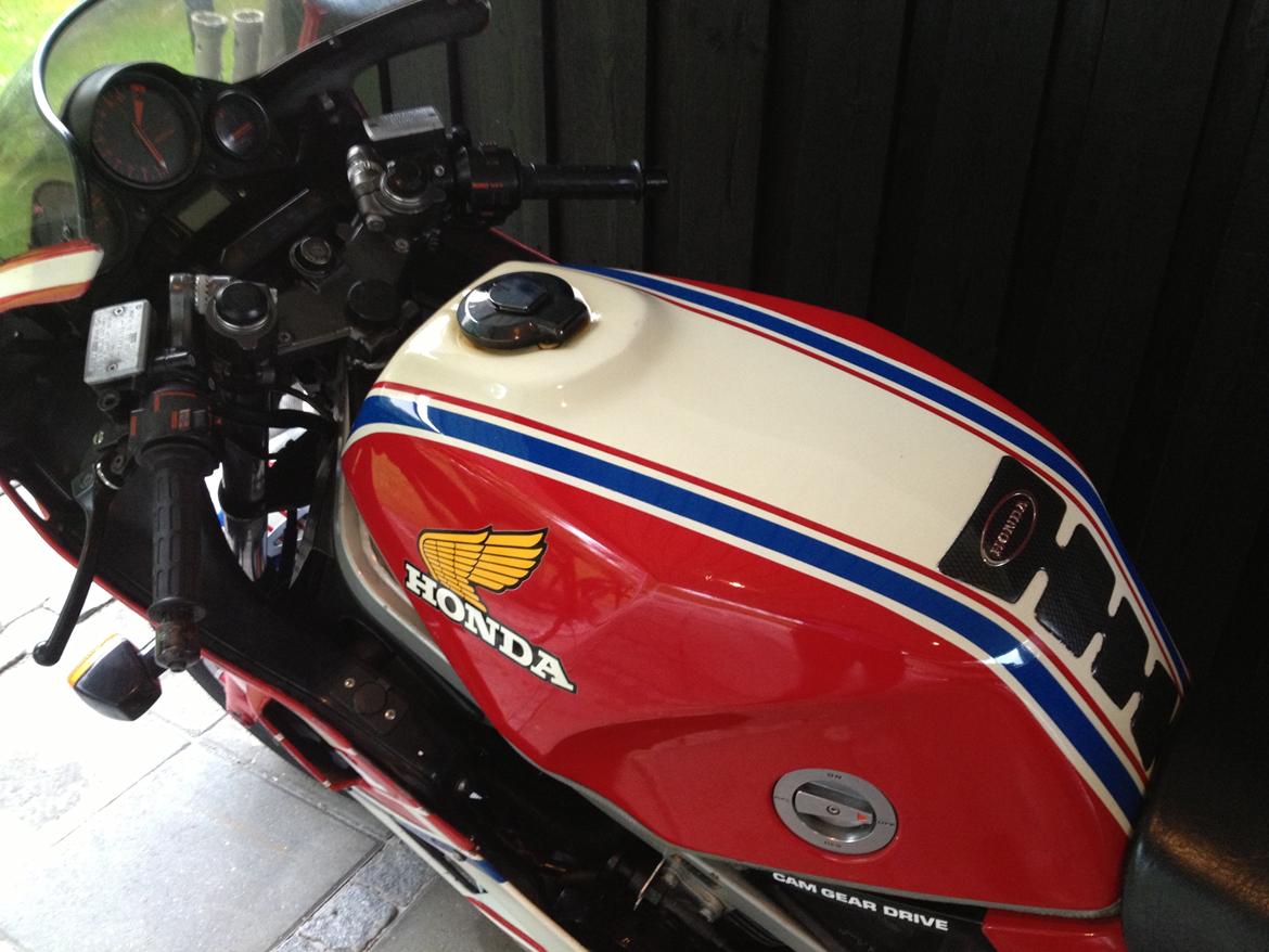 Honda VF 1000 R billede 5