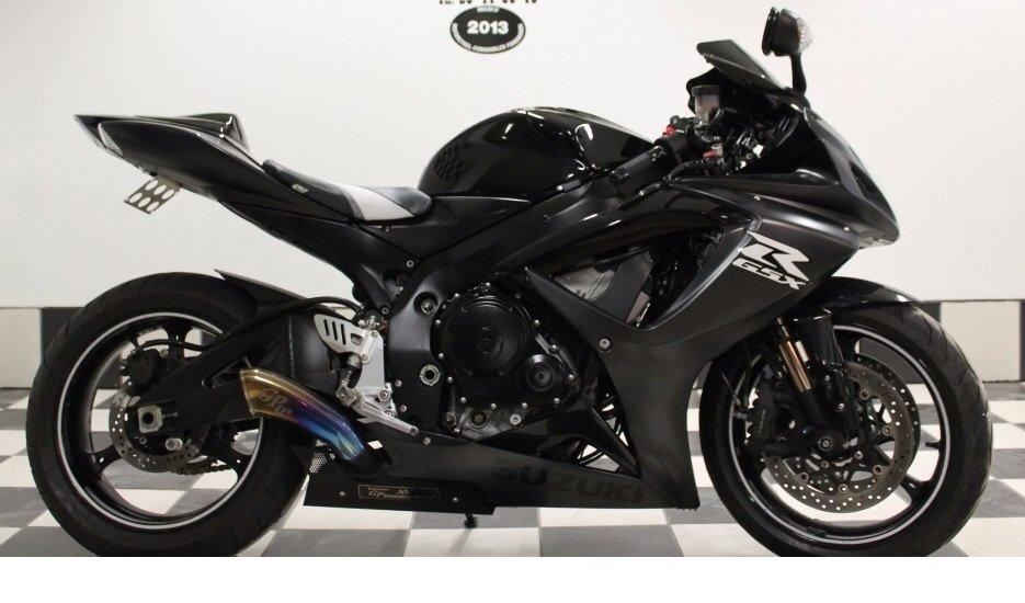 Suzuki GSXR750 K7 billede 3