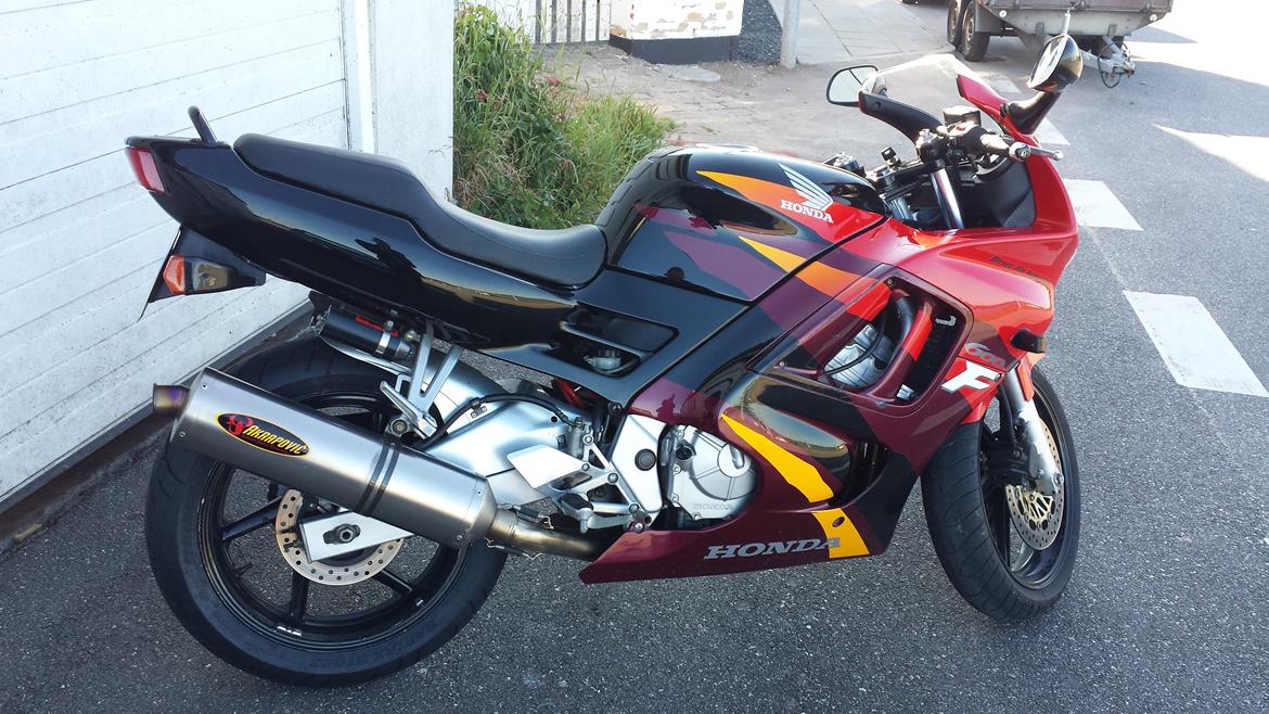Honda CBR 600 f3 billede 1