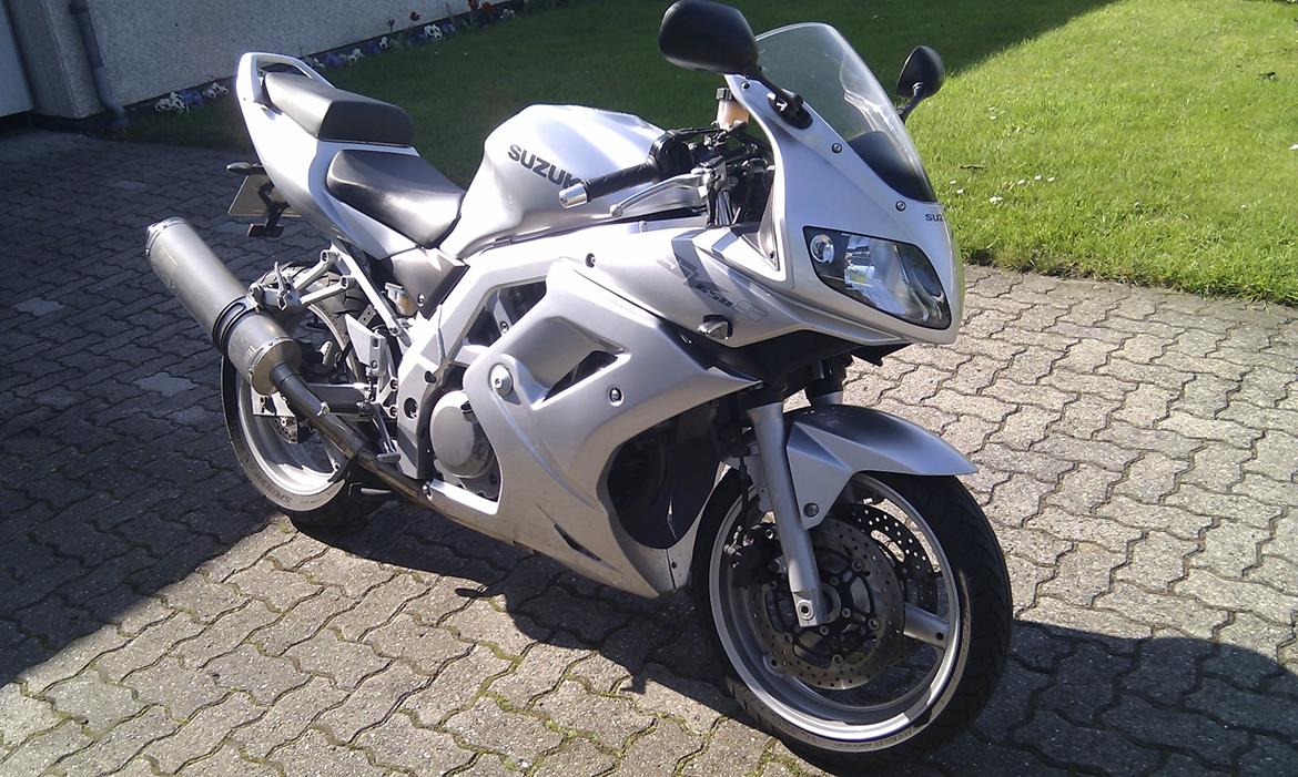 Suzuki SV650s K3 *Solgt* billede 3