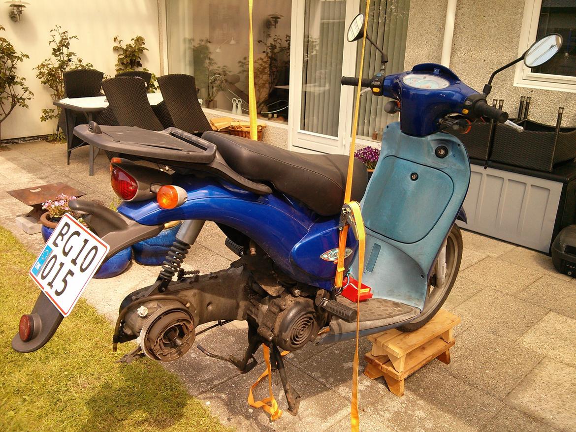 Aprilia Scarabeo 100cc 2-t *Solgt* billede 11