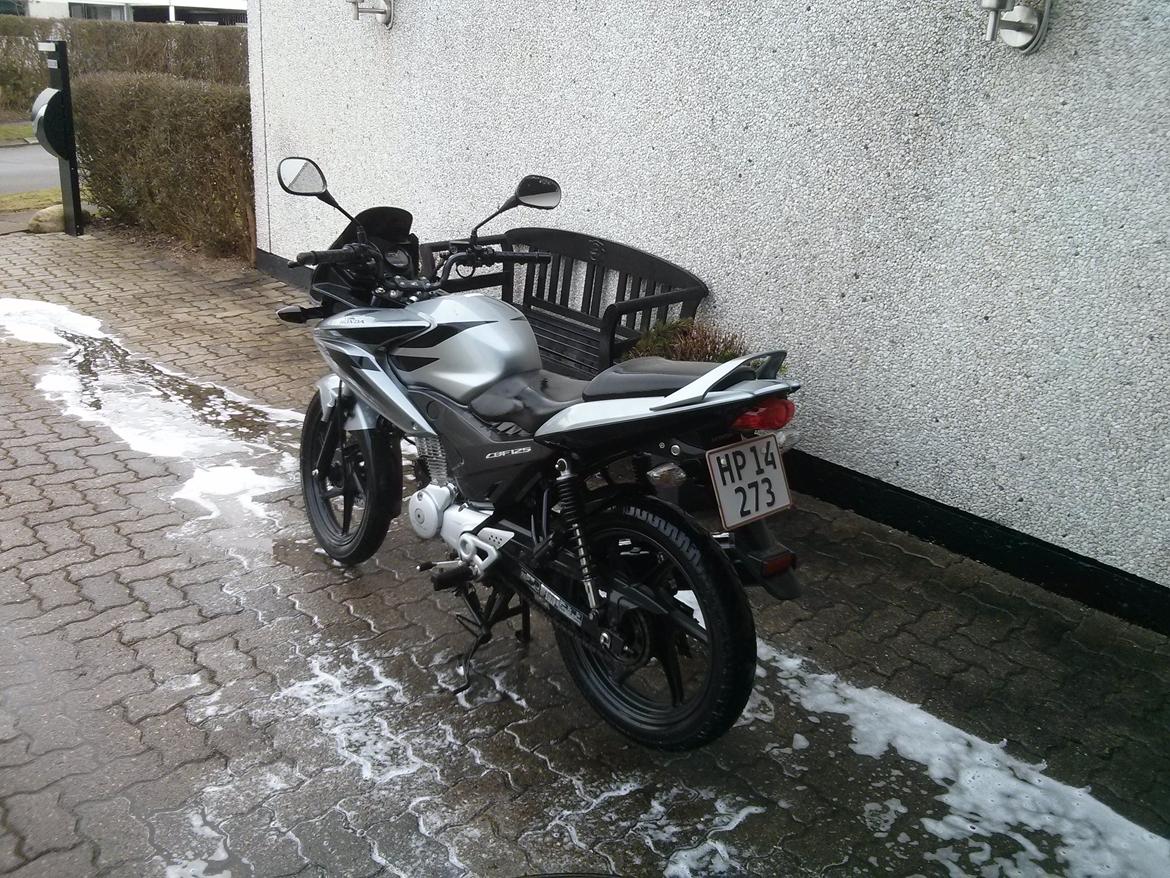 Honda CBF 125 F *Solgt* billede 5