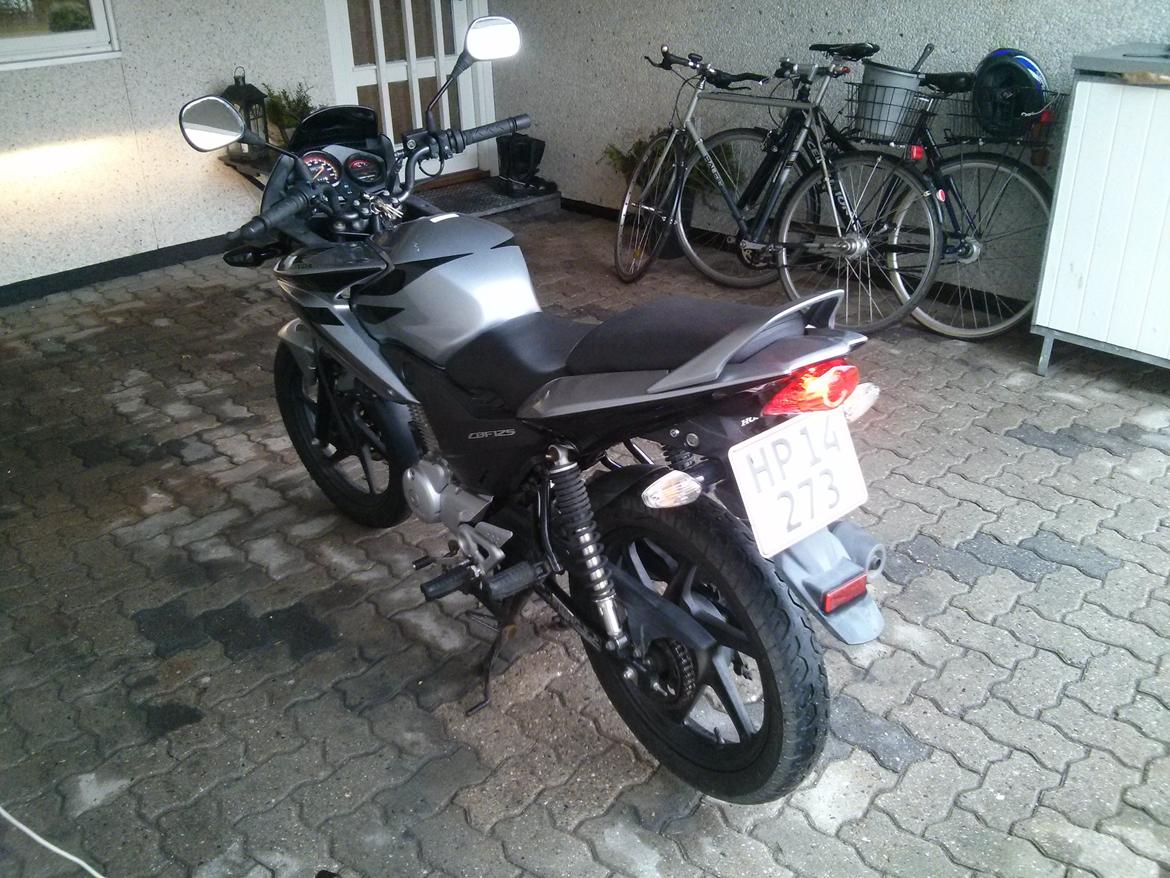 Honda CBF 125 F *Solgt* billede 23