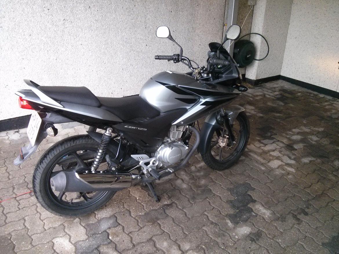 Honda CBF 125 F *Solgt* billede 21