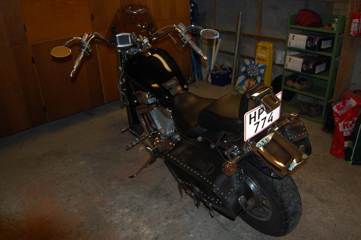 Suzuki Intruder VS 1400 billede 8