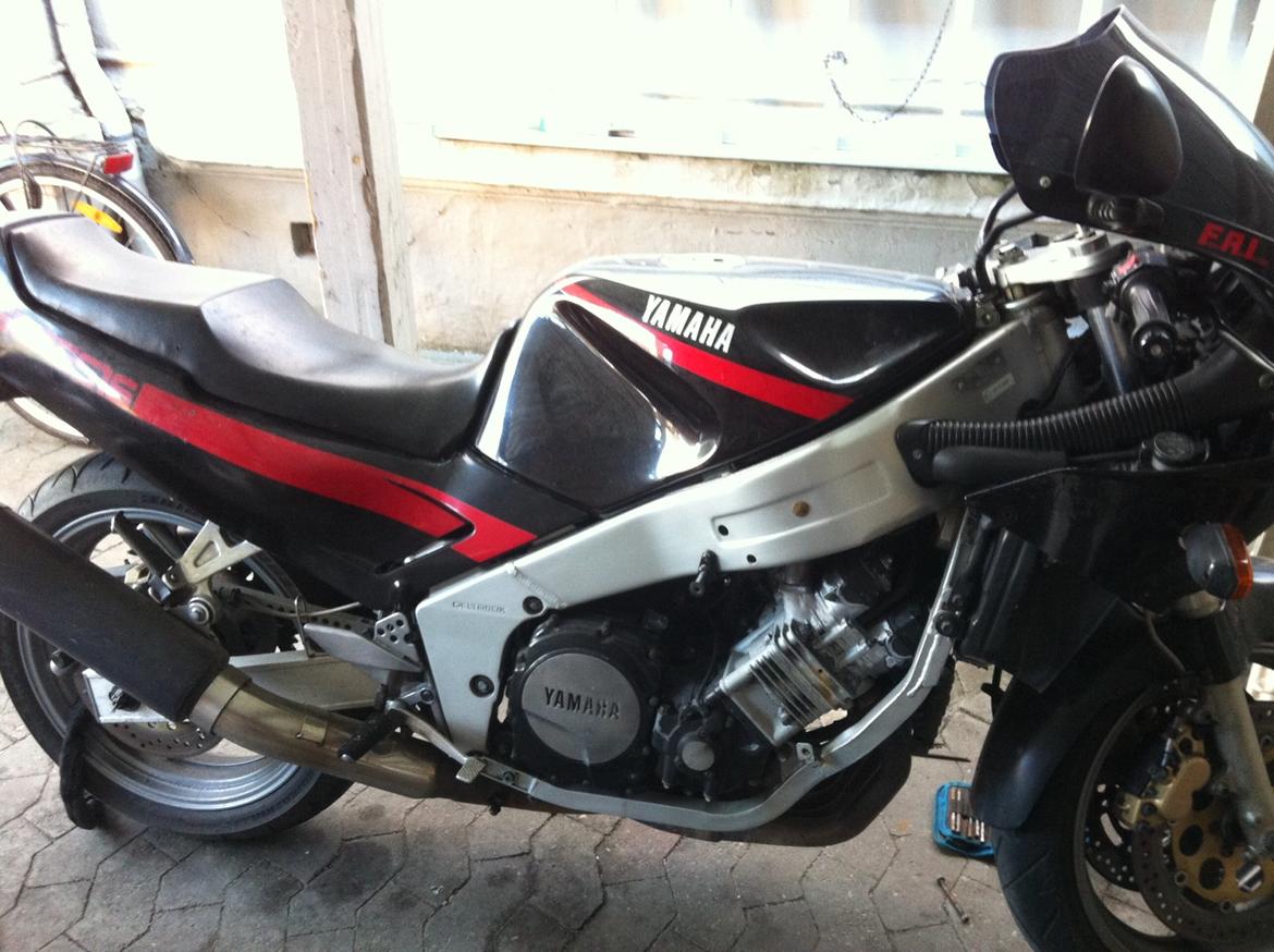 Yamaha FZR 1000 billede 8