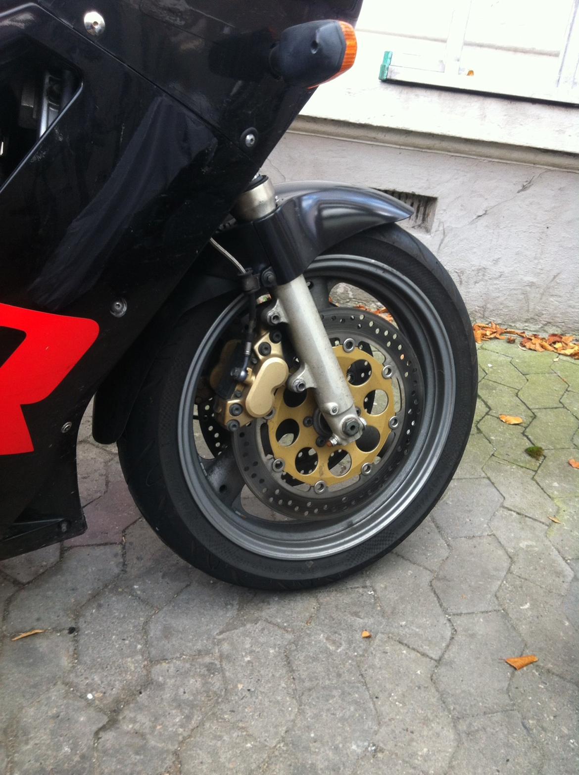 Yamaha FZR 1000 billede 12