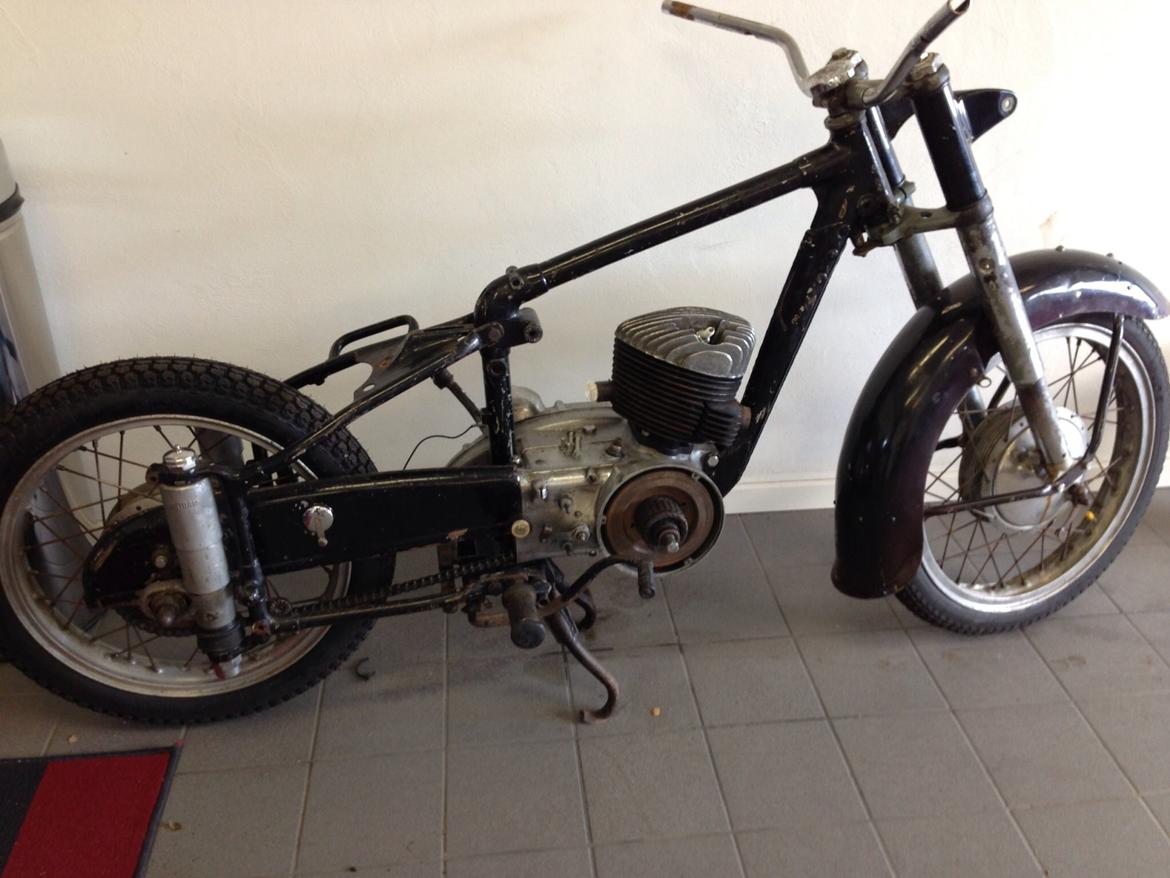 Victoria KR 26 N  billede 3