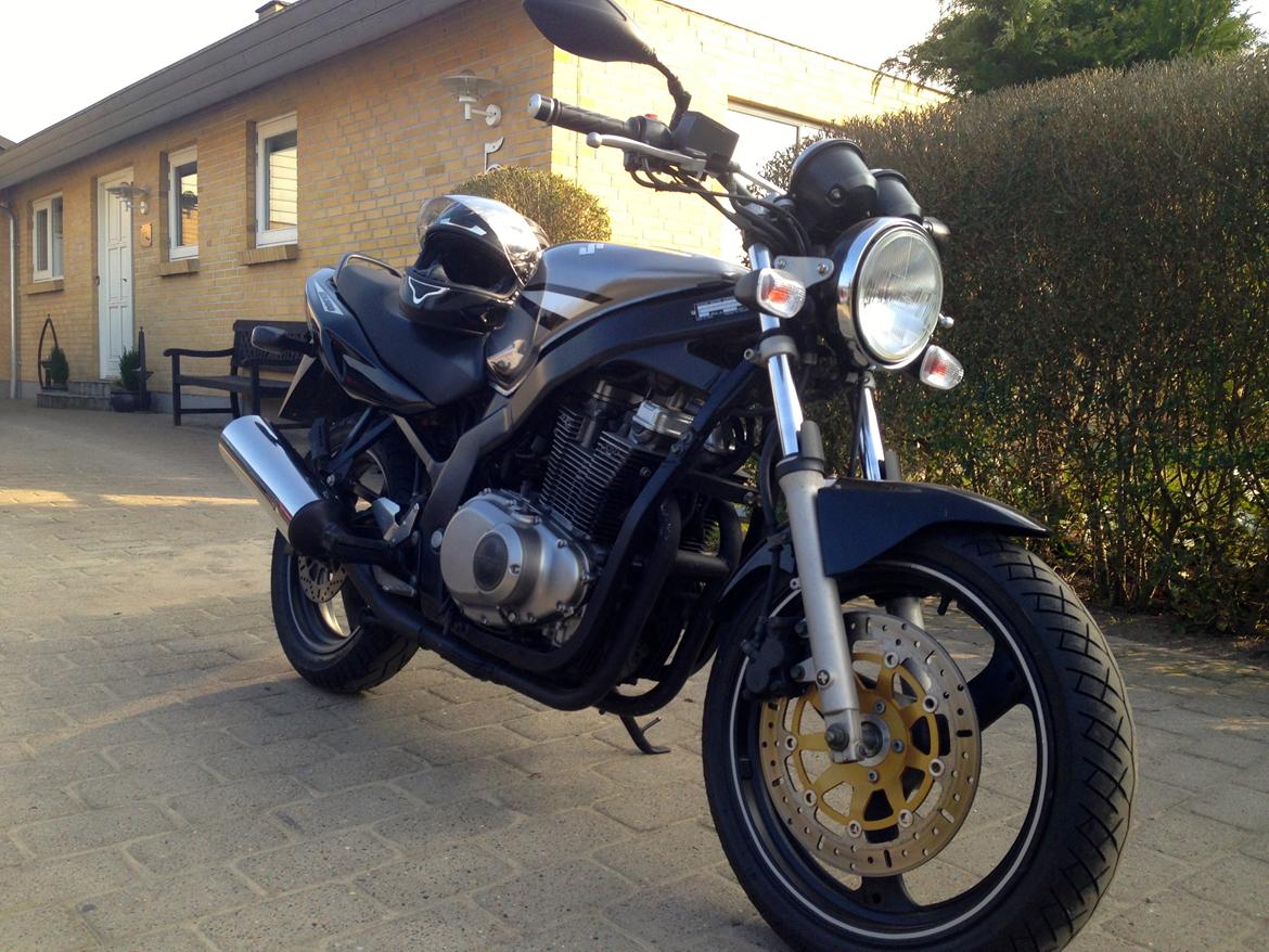 Suzuki GS 500E billede 10