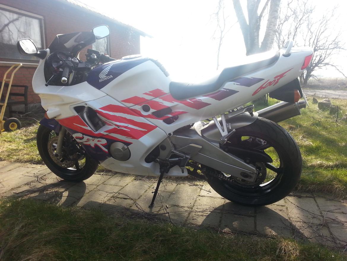 Honda CBR 600 F2 billede 3