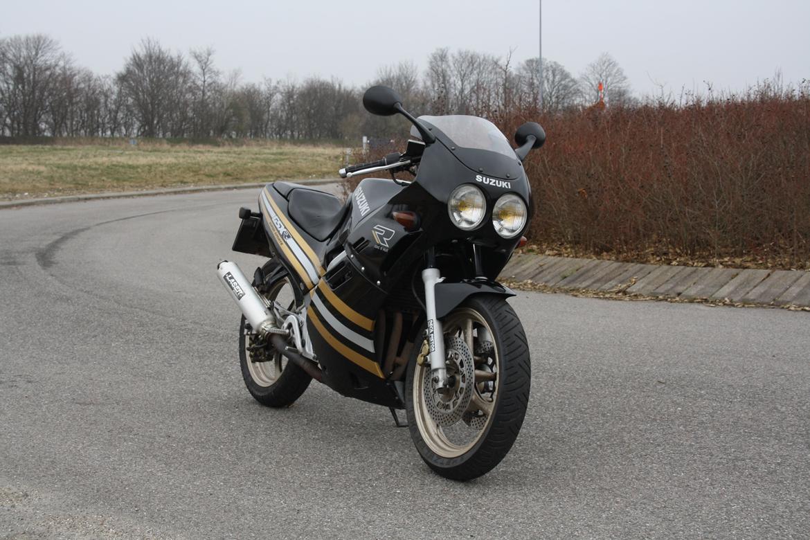 Suzuki gsxr 250 billede 1