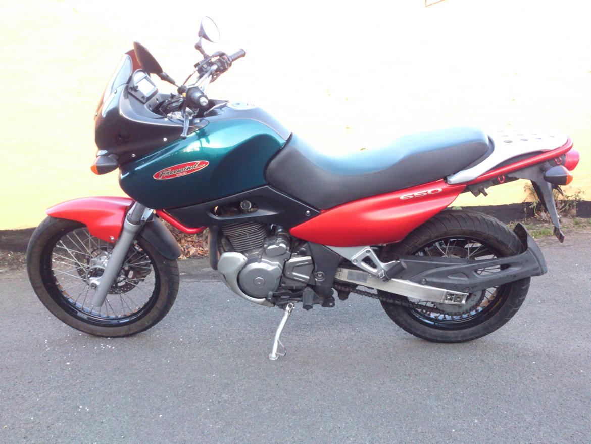 Suzuki XF 650 billede 1