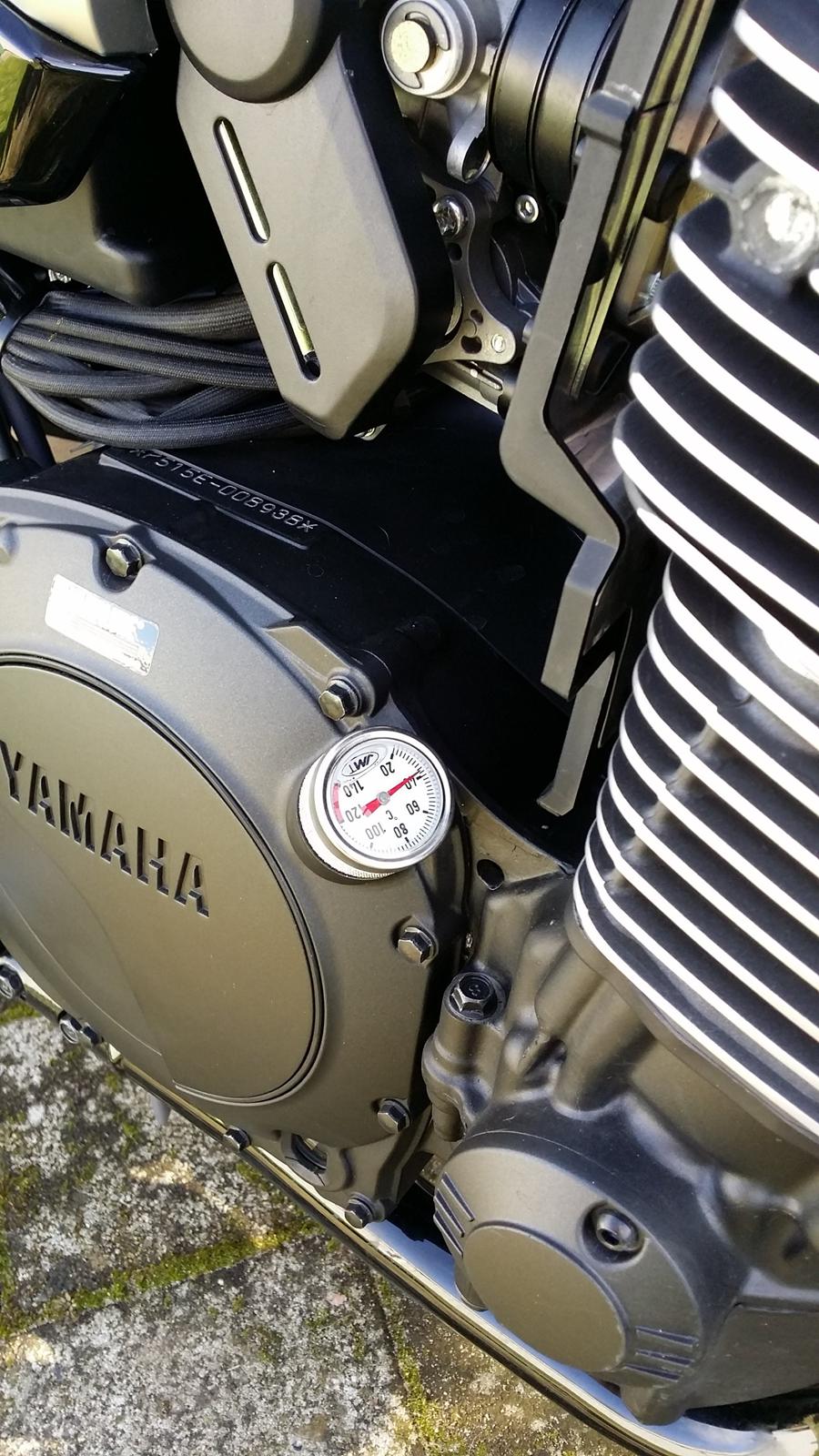 Yamaha XJR 1300 "SOLGT" - JMT Olie-termometer, hvis man sku' være i tvivl om hvad klokken er. billede 24