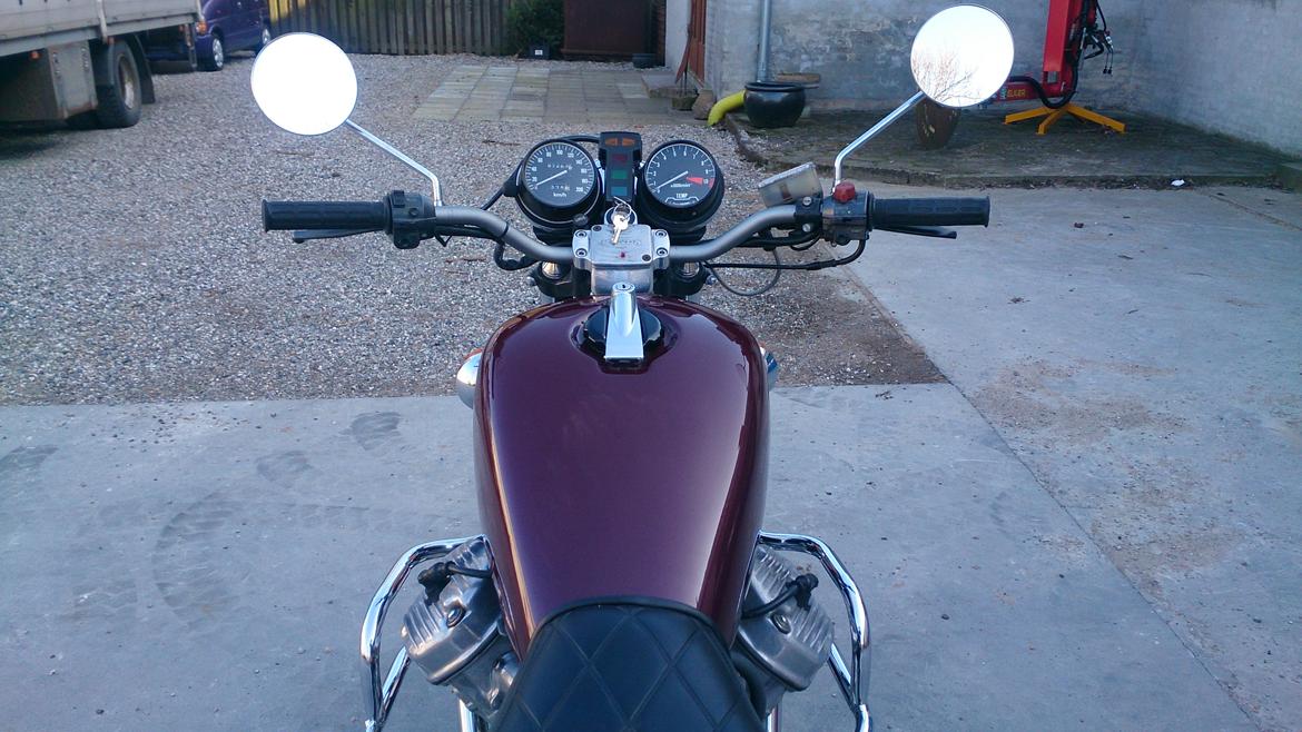 Honda cx 500 c - synet man møder som fører af maskinen.. det er luksus at kigge ned på den dejlige motor billede 7