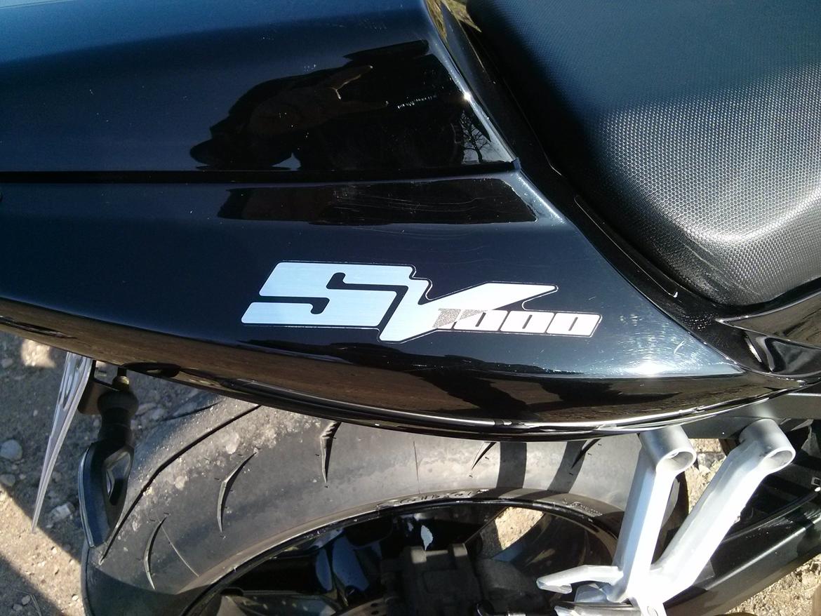 Suzuki SV1000N K6 (solgt) billede 8