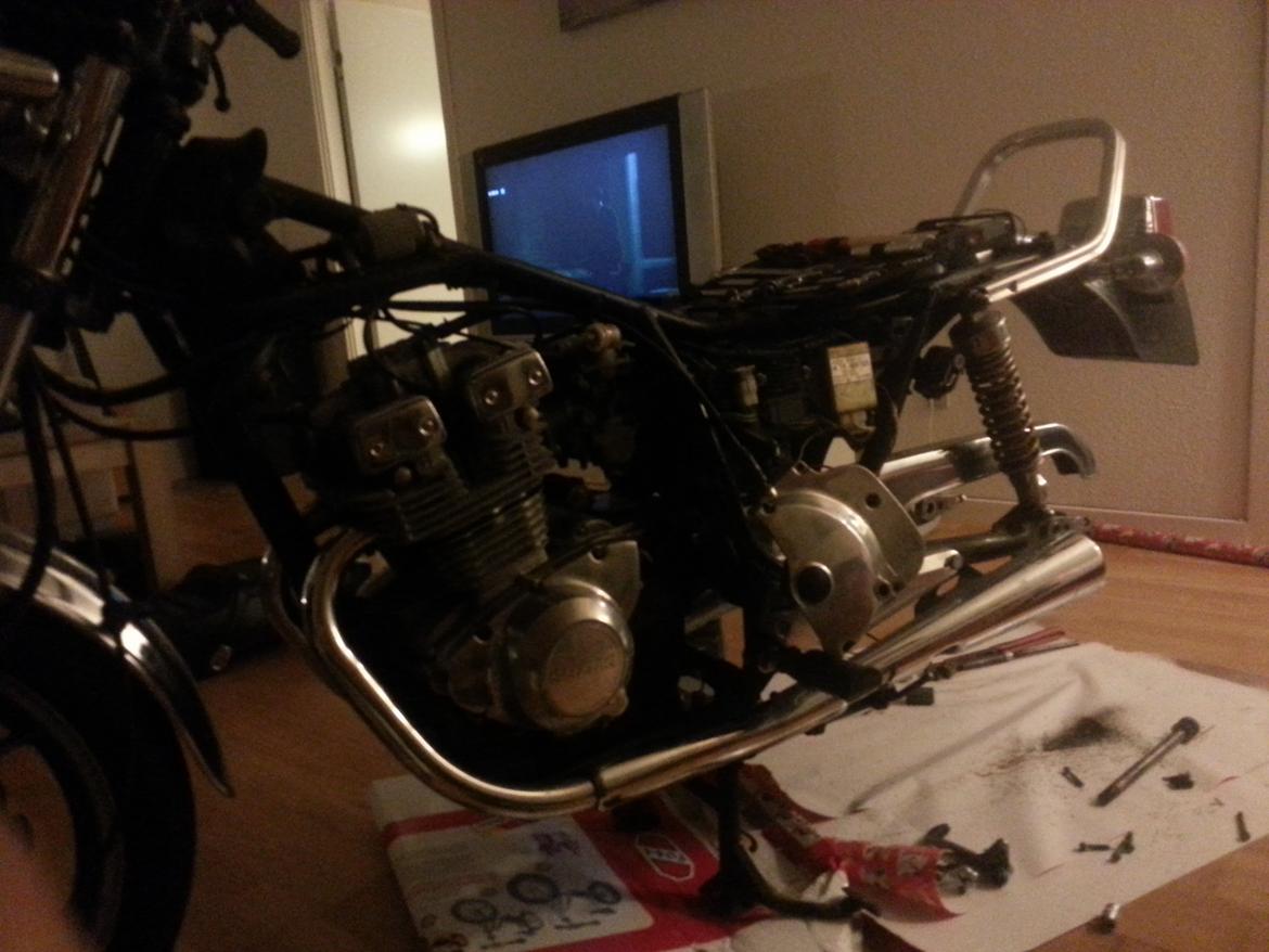 Suzuki gsx 250 traditionel billede 8