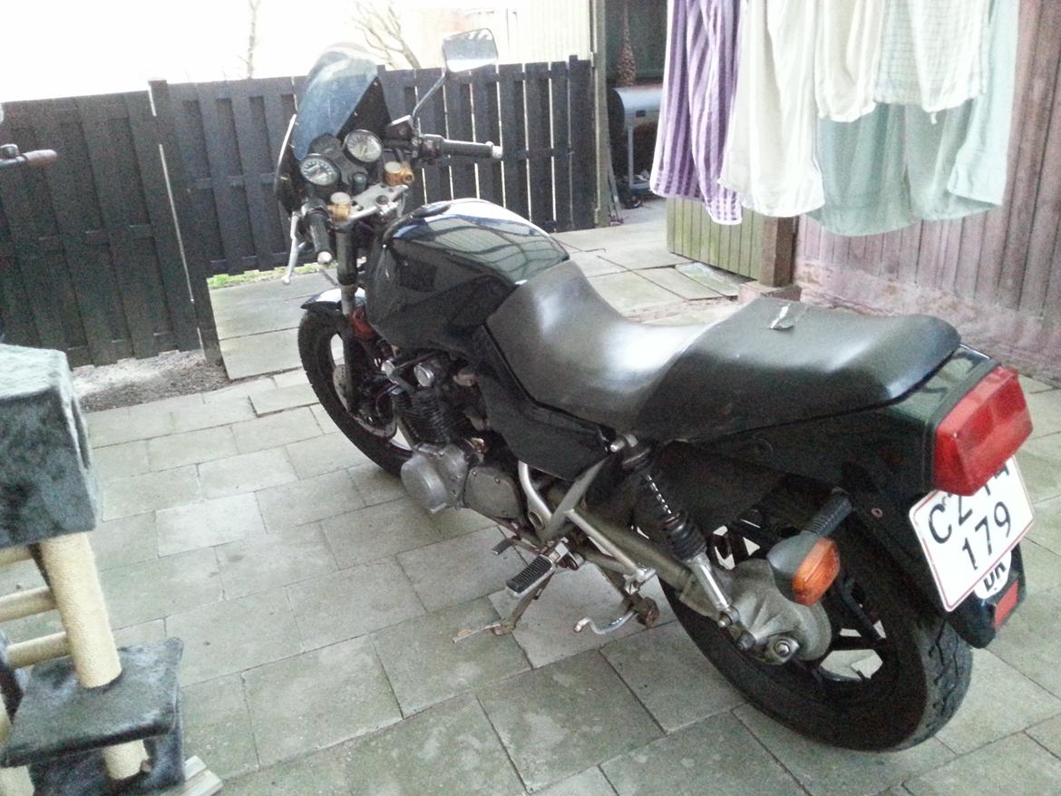 Suzuki gs 650 g katana billede 6