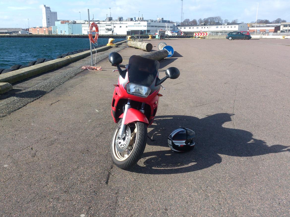 Suzuki GSX 600F billede 4