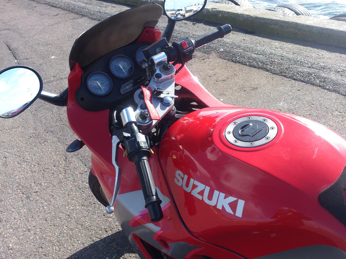 Suzuki GSX 600F billede 11