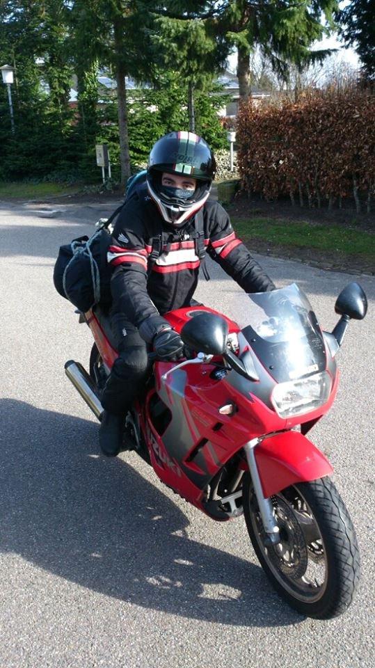 Suzuki GSX 600F - Her med standard udstødning billede 15