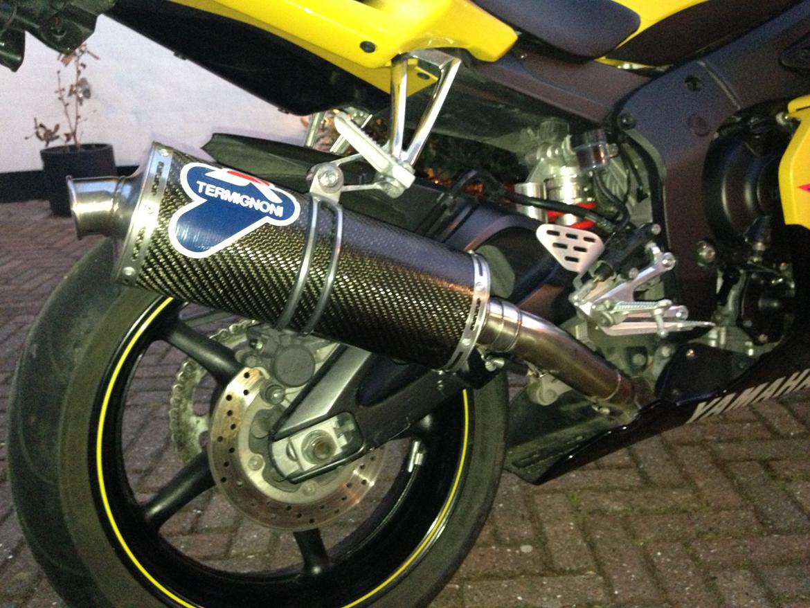 Yamaha R6 -Rossi edition - Efter tilpasning. ca. 150 mm kortere billede 12