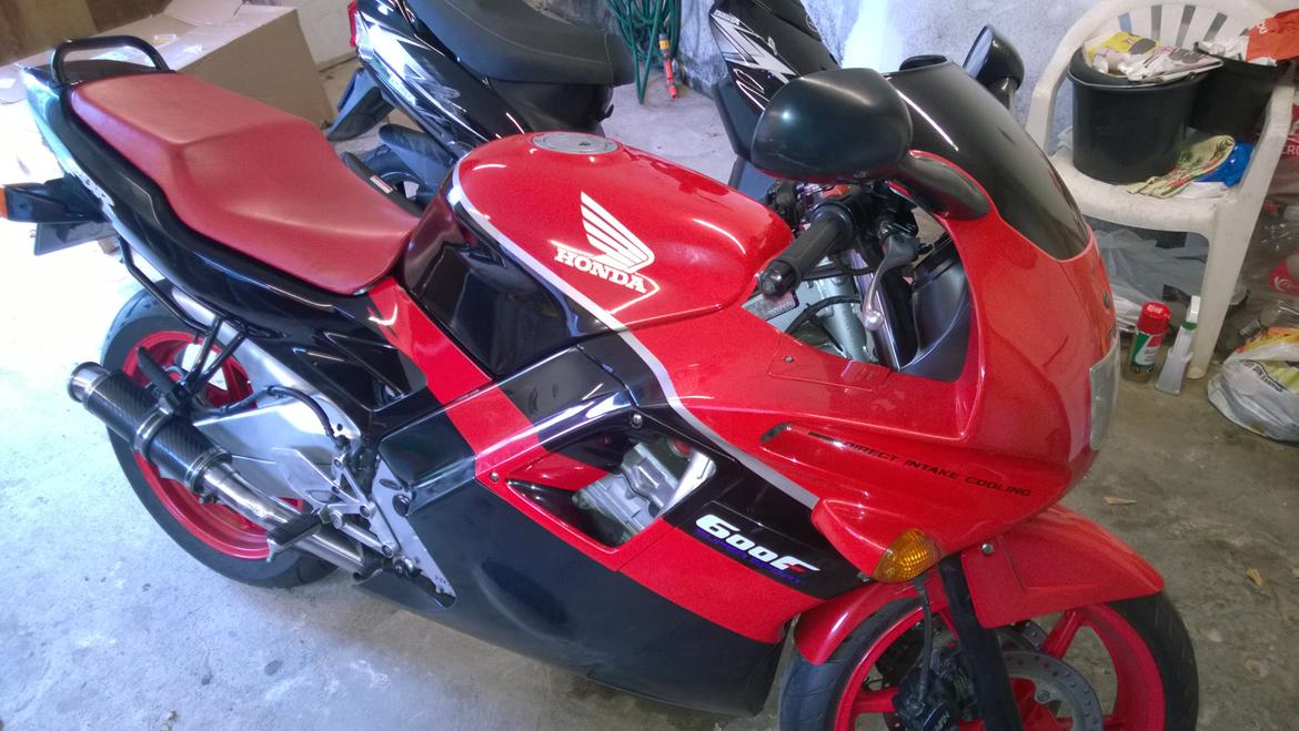 Honda CBR 600 F2 billede 5