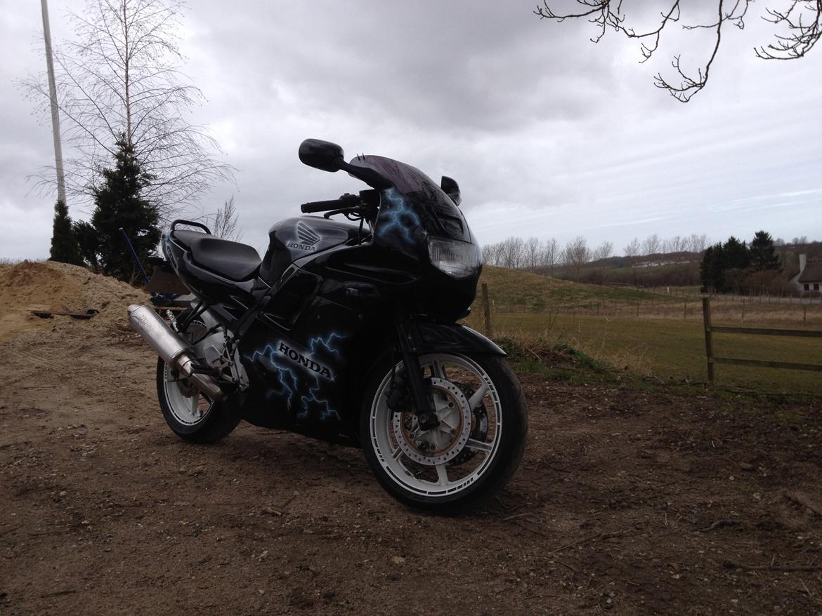 Honda CBR 600 F2 billede 4