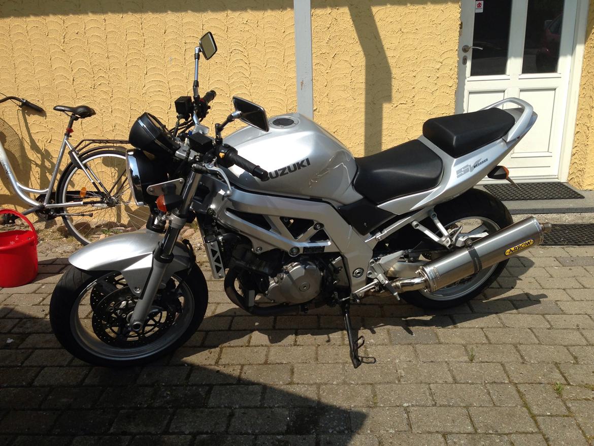 Suzuki SV1000 N billede 1